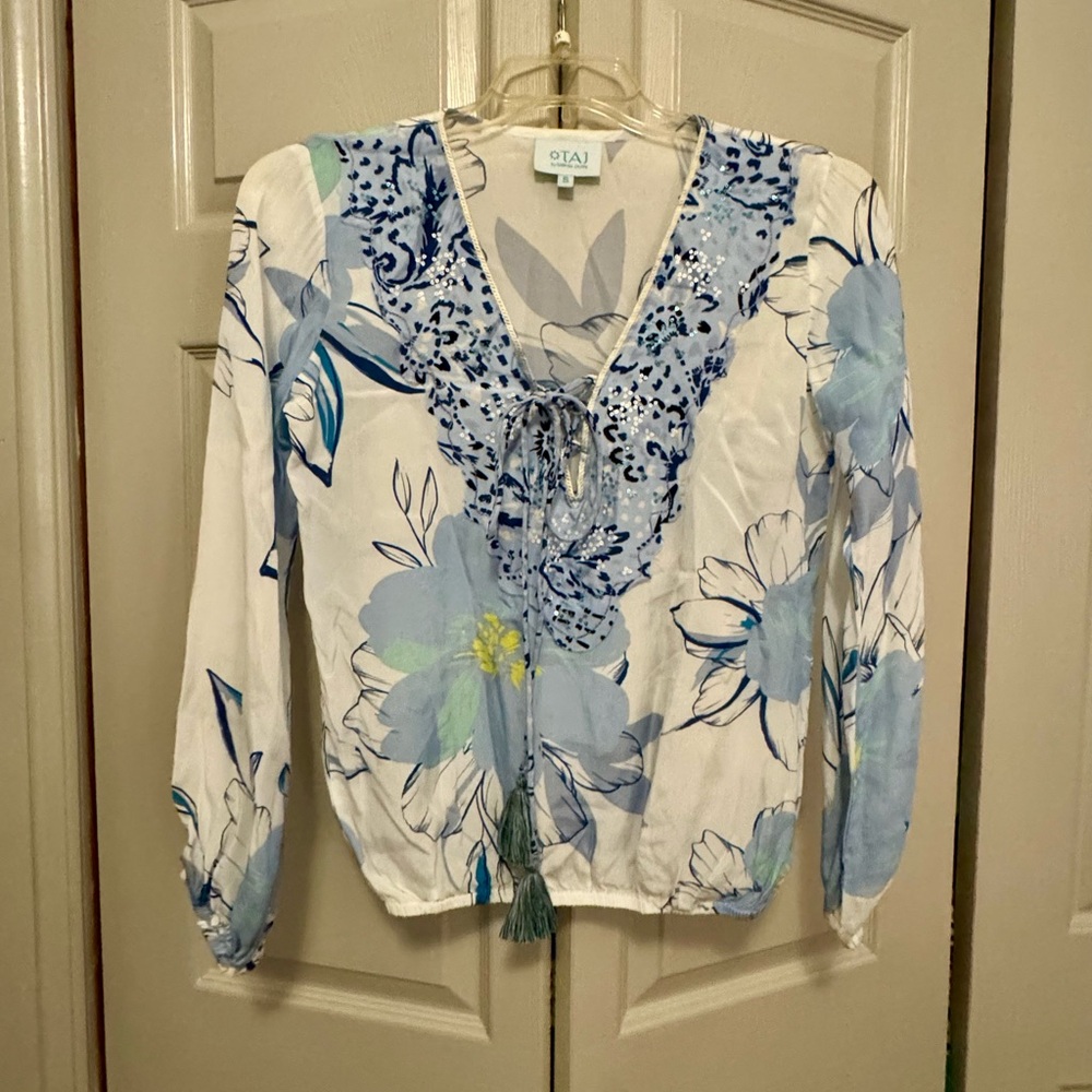 TAJ by Sabrina Crippa White Blouse with Light Blue Floral Embellishment